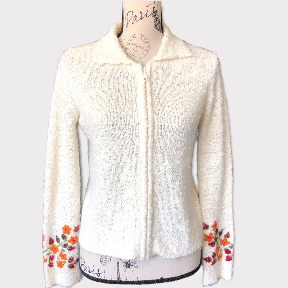 💙 2/$50 Vintage Embroidery Sweater | Women's Medium